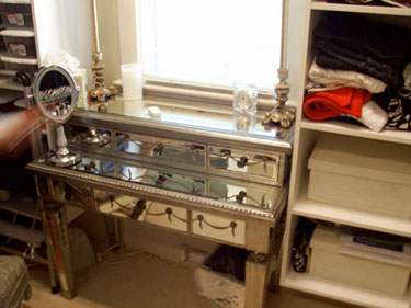 Antique mirrored dressing table