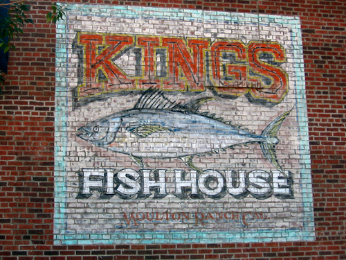 King's Fish House Sign